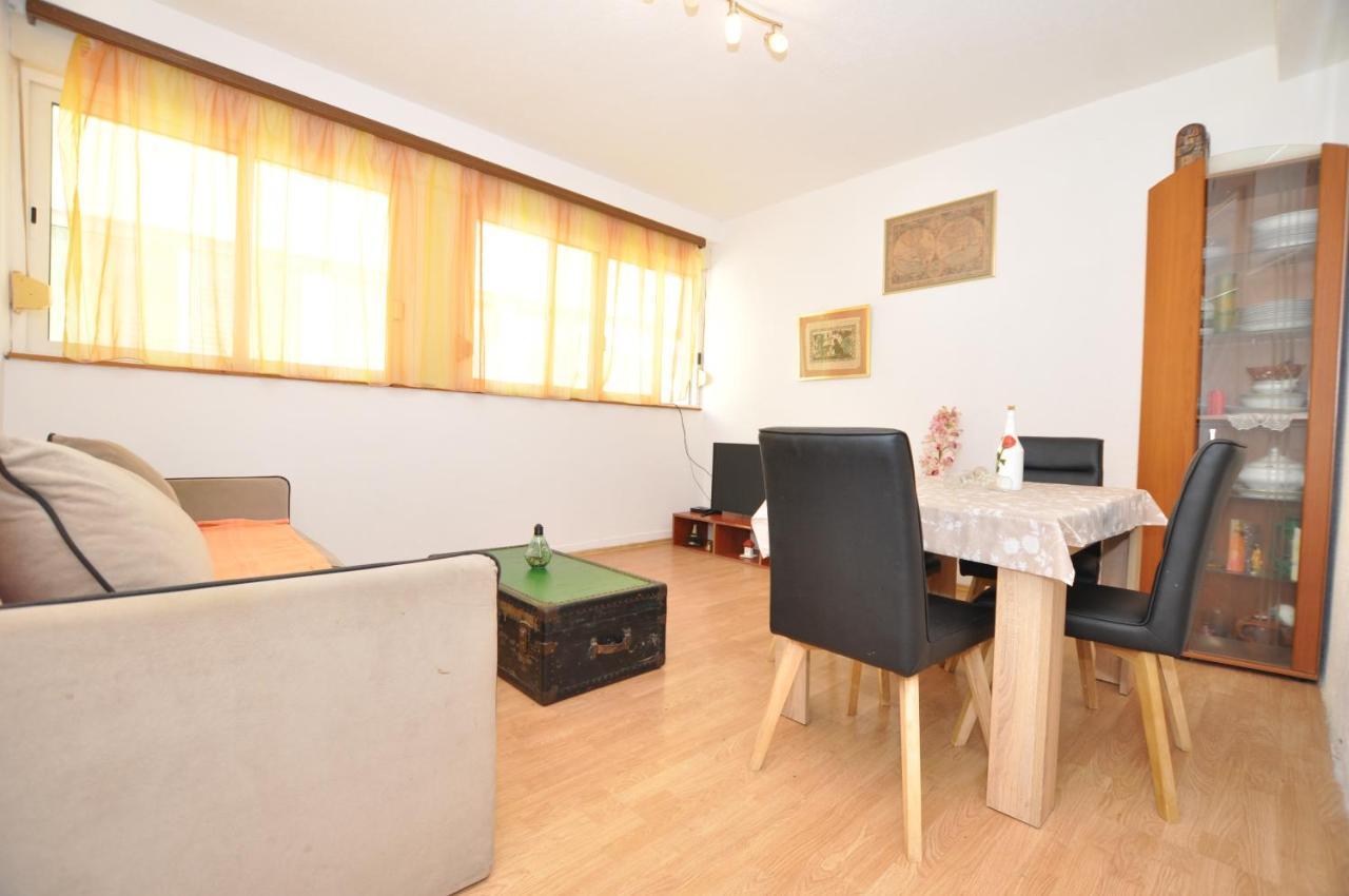 Central Apartment Marco Polo スプリト エクステリア 写真