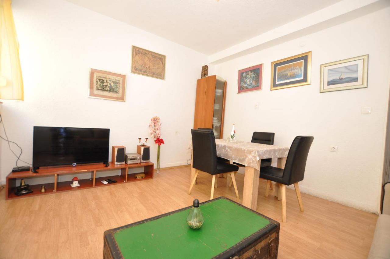 Central Apartment Marco Polo スプリト エクステリア 写真